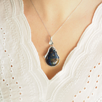 Zawieszka z Azurytem w srebrze oksydowanym