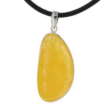 Naszyjnik na rzemieniu - Bursztyn mleczny w srebrze 