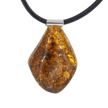 Naszyjnik  na rzemieniu -  Bursztyn z inkluzjami roślinnymi