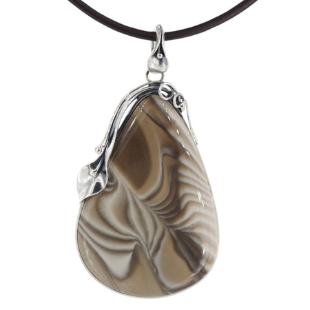 Naszyjnik z Krzemieniem Pasiastym – srebro oksydowane 925, naturalny rzemień