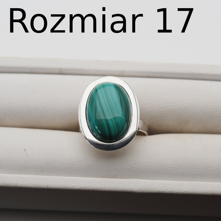 Pierścionek regulowany z owalnym Malachitem w srebrze.