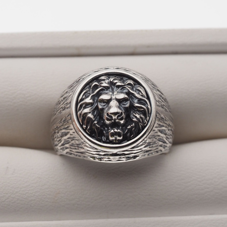 Sygnet lew - srebro oksydowane (rozmiar 17 lub 20)