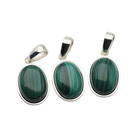 Zawieszka z owalnym malachitem w srebrze
