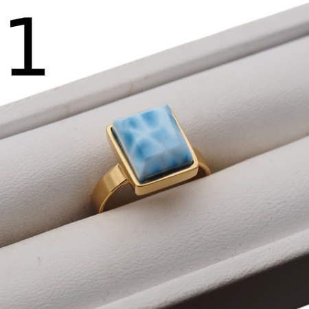 Pierścionek regulowany - prostokątny Larimar w srebrze złoconym