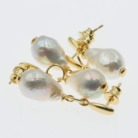 Kolczyki z białymi Perłami - kulki w srebrze złoconym