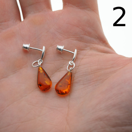 Kolczyki wiszące sztyfty - koniakowy Bursztyn krople i srebro