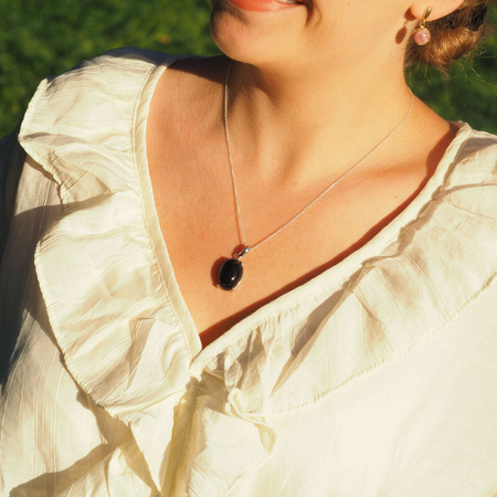 Zawieszka z Onyksem w srebrze rodowanym