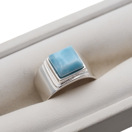Pierścionek sygnet- Larimar kwadrat i srebro