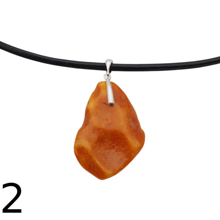 Naszyjnik  na rzemieniu - surowy Bursztyn mleczny