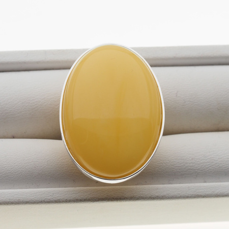 Pierścionek regulowany - Mleczny Bursztyn owal w srebrze