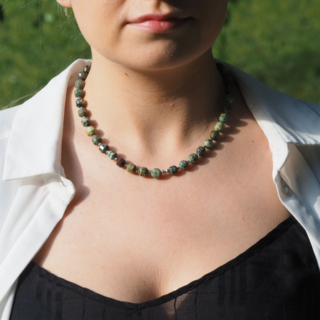 Naszyjnik - Turkus cięte wielościany, Hemetyt i srebro