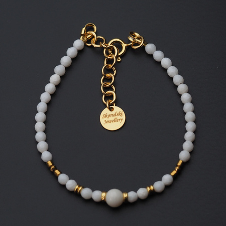 Bransoletka z białym Koralem i Hematytem – srebro złocone 925