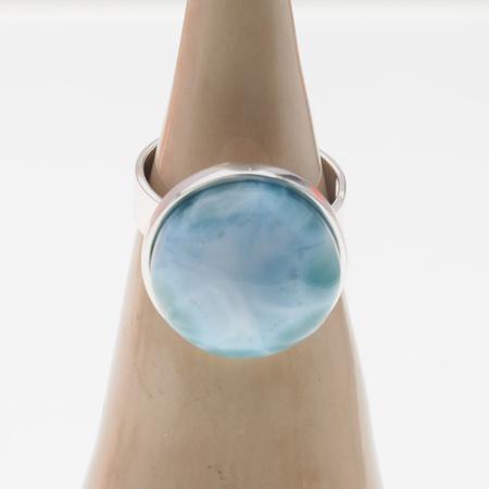 Pierścionek regulowany z okrągłym Larimarem w srebrze