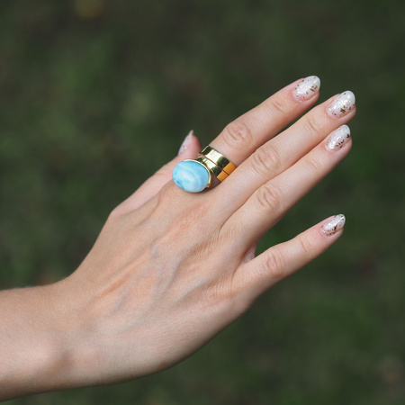 Pierścionek regulowany - owalny Larimar w srebrze złoconym