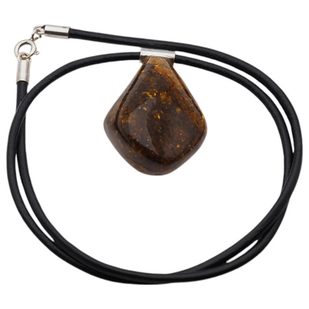 Naszyjnik  na rzemieniu -  Bursztyn z inkluzjami roślinnymi