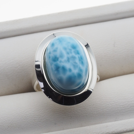 Pierścionek regulowany z owalnym Larimarem w srebrze