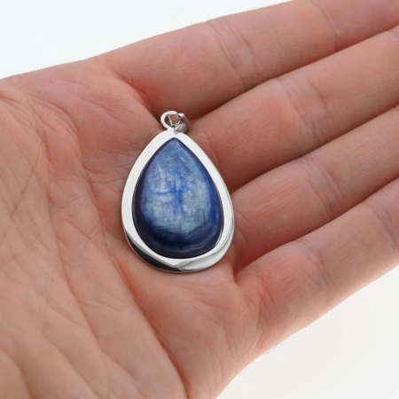 Zawieszka - kyanit łza i srebro rodowane