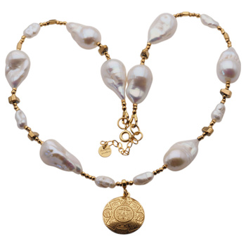 Naszyjnik z aztecką blaszką - Białe Perły hodowane i srebro złocone