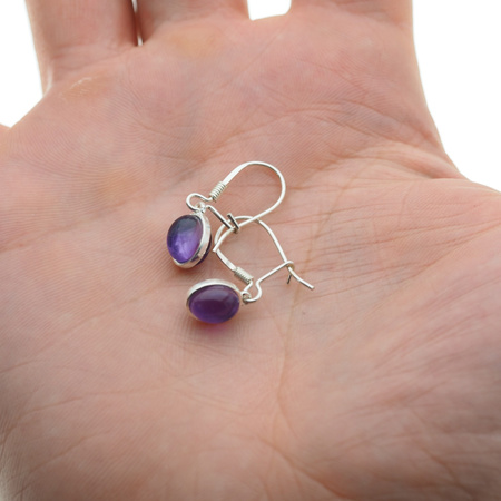 Kolczyki z dwustronnymi, owalnymi ametystami w srebrze