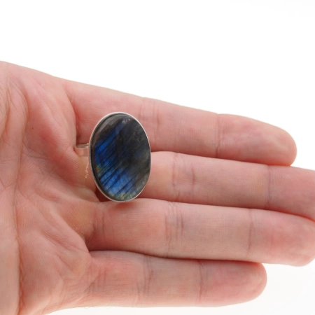 Pierścionek z Labradorytem w srebrze