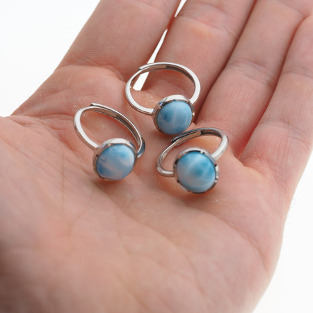 Pierścionek regulowany - owalny Larimar w srebrze rodowanym