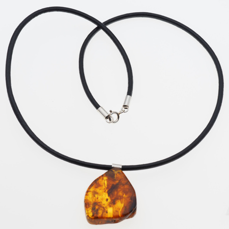 Naszyjnik  na rzemieniu - surowy Bursztyn koniakowy i srebro