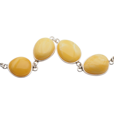 Bransoletka z mlecznym bursztynem w srebrze