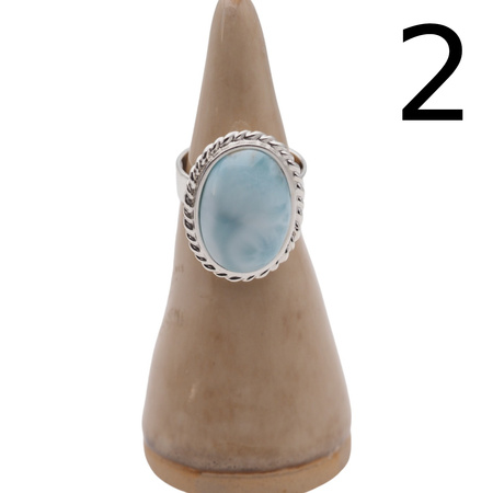 Pierścionek regulowany - owalny Larimar w srebrze