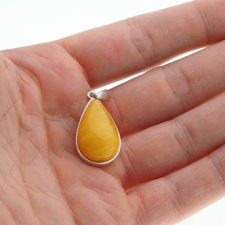 Zawieszka - Bursztyn mleczny łza w srebrze