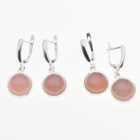 Kolczyki z agatem różowym – okrągłe, srebro młotkowane 925