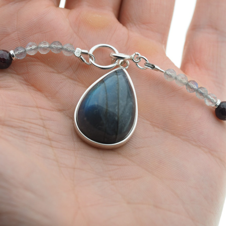 Naszyjnik z zawieszką - Labradoryt i srebro