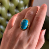 Pierścionek regulowany - Turkus owalny w srebrze złoconym