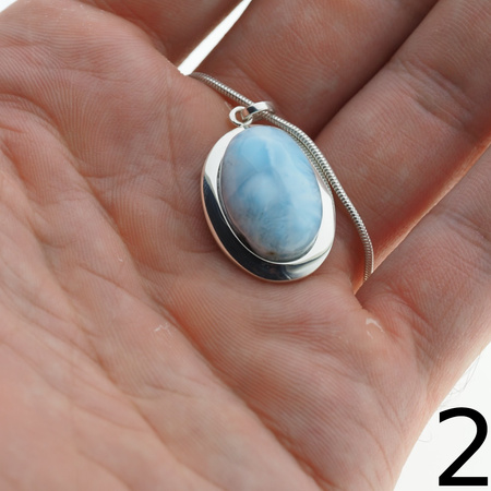 Naszyjnik - Zawieszka z larimarem owalnym na łańcuszku