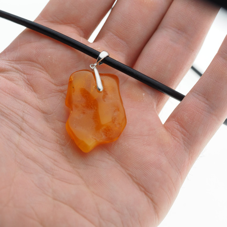 Naszyjnik na rzemieniu - Bursztyn i srebro