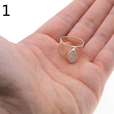 Pierścionek sygnet- Kamień Księżycowy i srebro (różne kamienie do wyboru)