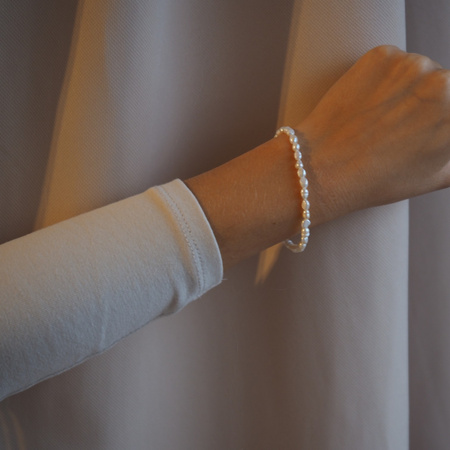 Bransoletka - Perły białe i srebro złocone