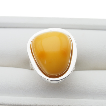 Pierścionek regulowany - Mleczny Bursztyn trapez w srebrze