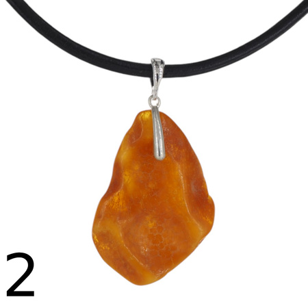 Naszyjnik  na rzemieniu - surowy Bursztyn mleczny