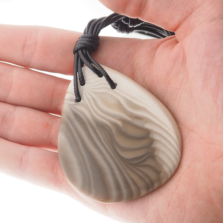 Naszyjnik - Krzemień Pasiasty na sznurku woskowanym ze srebrnymi końcówkami