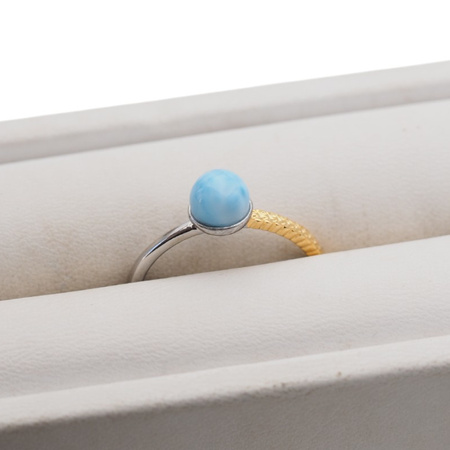 Pierścionek regulowany - okrągły Larimar w srebrze rodowanym