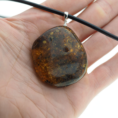 Naszyjnik na rzemieniu - Bursztyn z łuskami w srebrze