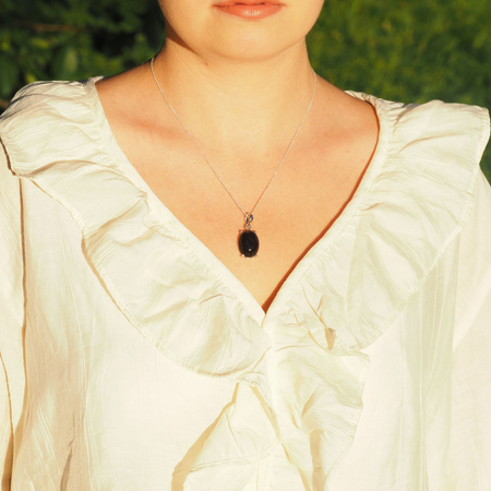 Zawieszka z Onyksem w srebrze rodowanym