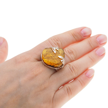 Pierścionek regulowany - Bursztyn w srebrze