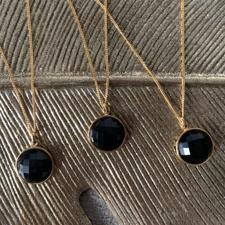 Naszyjnik srebrny złocony - cięty Onyks okrągły na łańcuszku