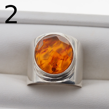 Pierścionek sygnet - Koniakowy Bursztyn fasetowany w srebrze (różne rozmiary)