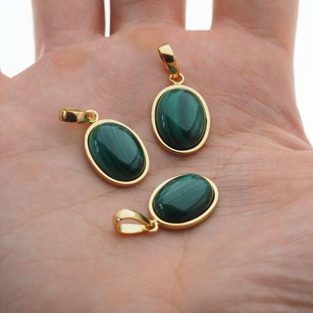 Zawieszka z owalnym malachitem w srebrze złoconym