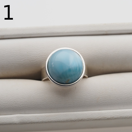 Pierścionek regulowany z okrągłym Larimarem w srebrze