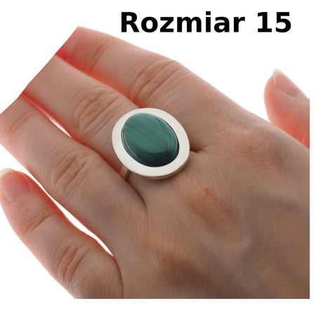 Pierścionek regulowany z owalnym Malachitem w srebrze.