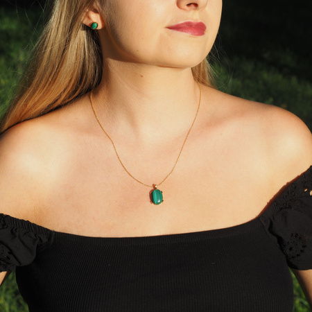 Zawieszka z owalnym malachitem w srebrze złoconym