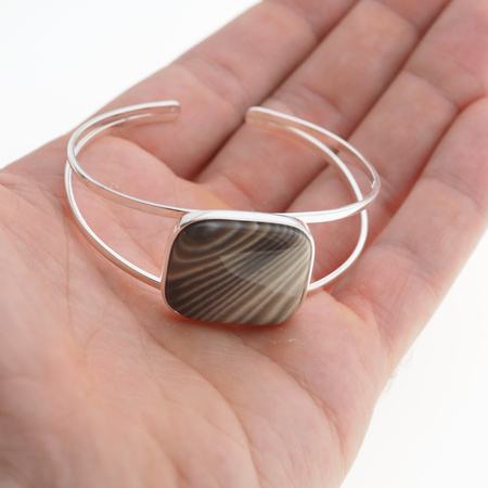 Bransoletka sztywna - Krzemień Pasiasty prostokąt i srebro